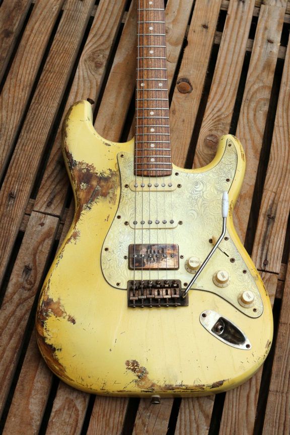 chitarra stratocaster